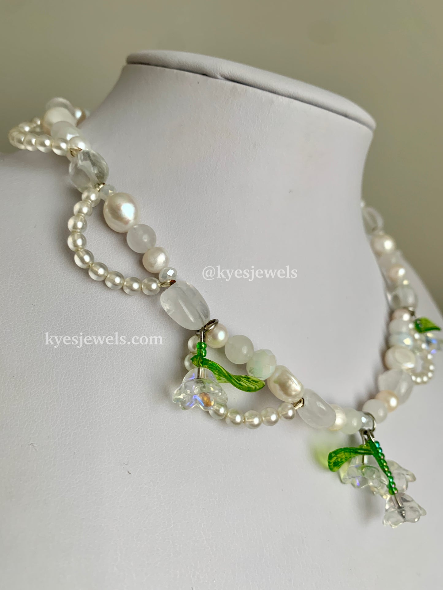 Pearl Flower Necklace