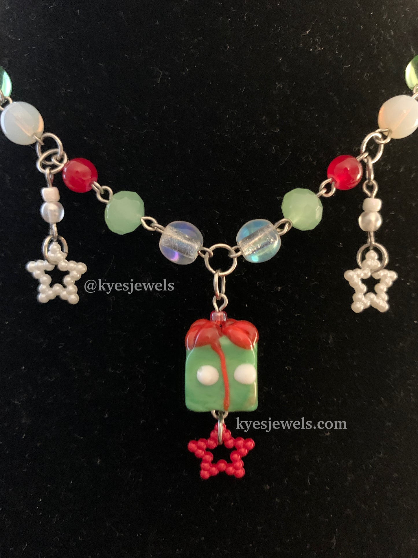 Festive Gift Necklace