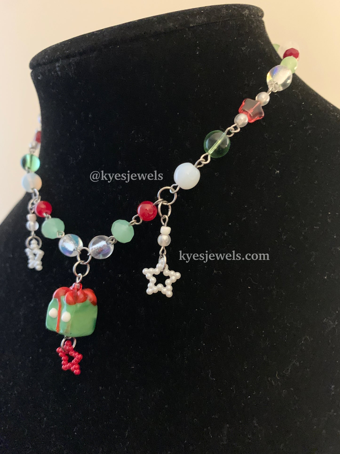 Festive Gift Necklace