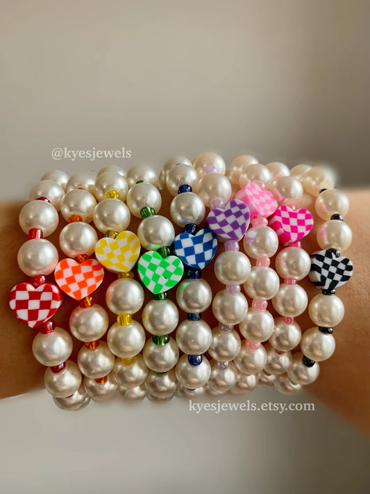 Pulsera de corazón de perlas delicadas